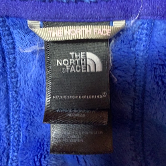 North Face Women’s Jacket.  Fluffy inside. Soft and cuddly. Size large. - Picture 5 of 9